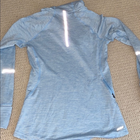 New Balance pullover - Picture 3 of 4